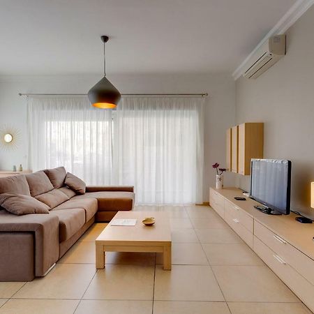 Apartment In Fort Cambridge With Pool Sliema Eksteriør billede