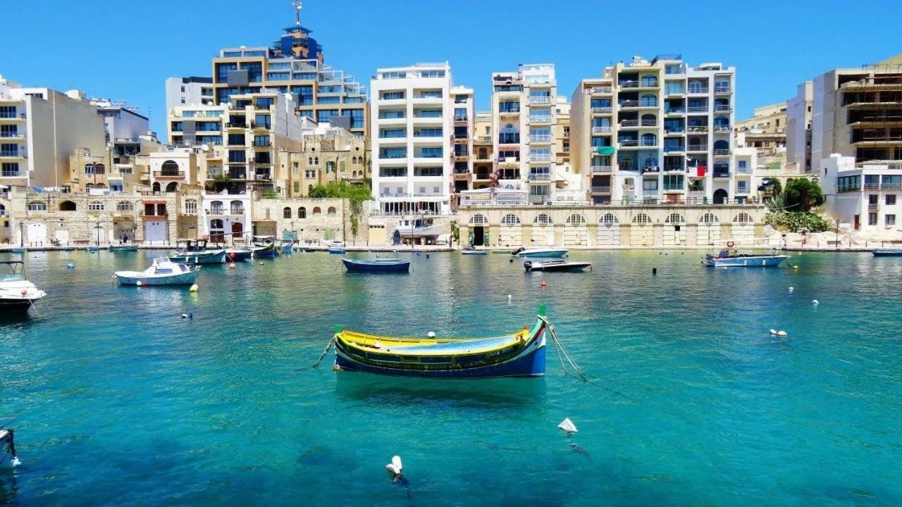 Apartment In Fort Cambridge With Pool Sliema Eksteriør billede